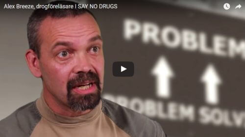 Drogföreläsaren Alex Breeze, I SAY NO DRUGS, intervjuas på film